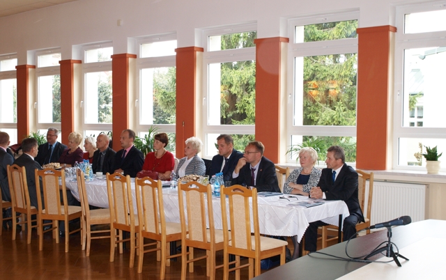 zdjęcie: Relacja ze spotkania organizacyjnego z dyrektorami szkół i przedszkoli oraz przedstawicielami jst